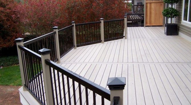 Composite railing 19 + Composite deck