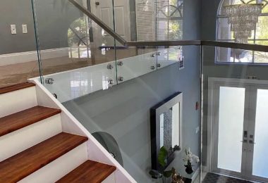 Frameless glass railing 10 + Stair