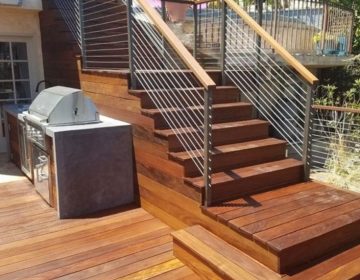 Hardwood deck 03 + Cable railing